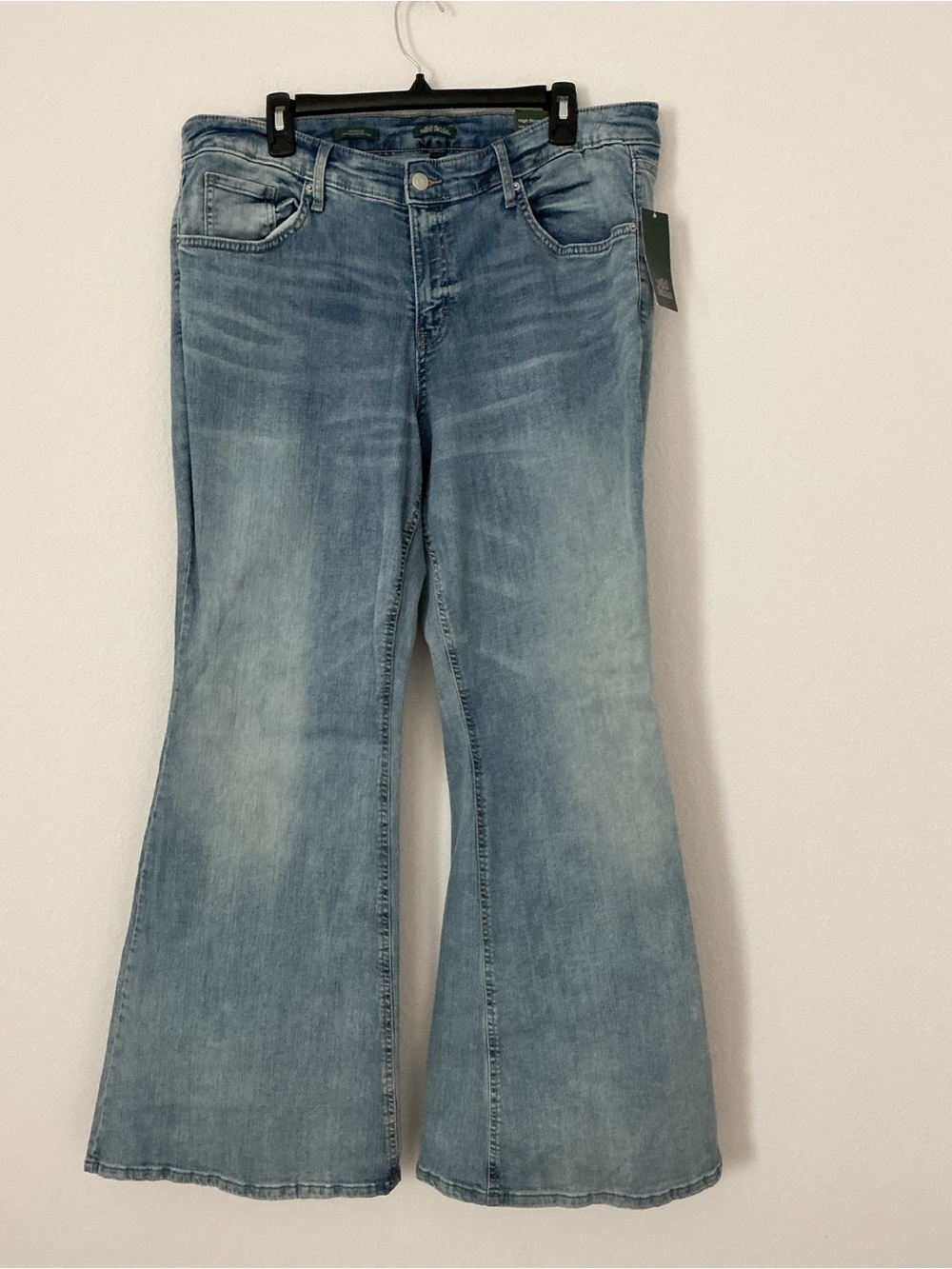 Universal Thread Light Blue Flared Jeans - Picture 2 of 4